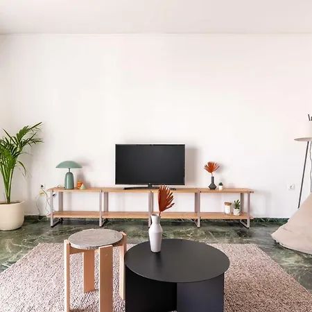 Outstanding 2br In Cholargos By Upstreet