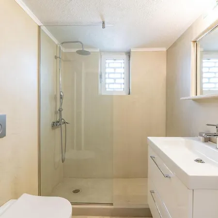 Apartment Outstanding 2br In Cholargos By Upstreet Athens